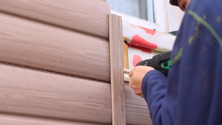 Best Residential Vinyl Siding Installation  in Saginaw, MI